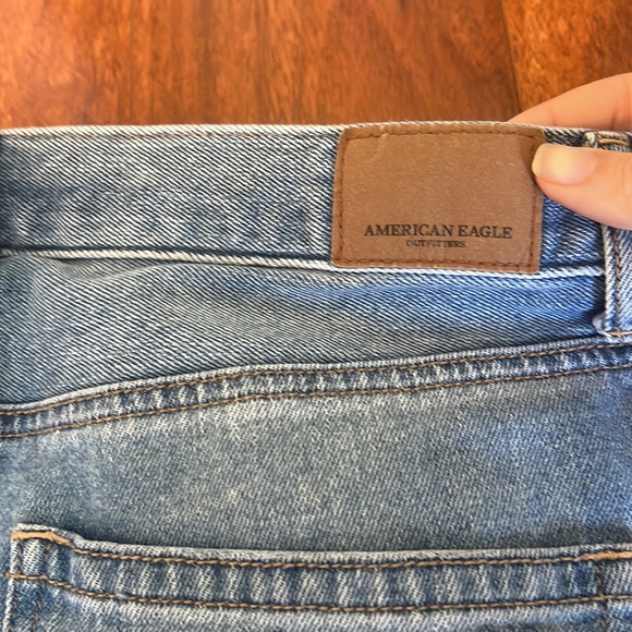 American Eagle Mom Jeans - Picture 4 of 5